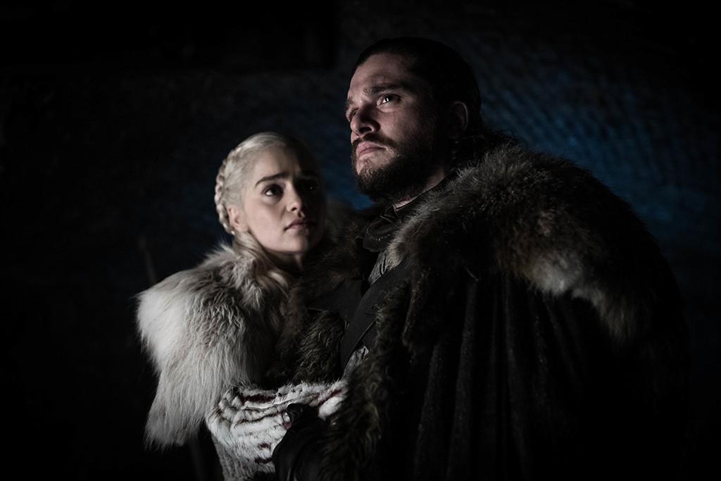 Go Behind The Scenes Of Game Of Thrones Final Season E News Canada